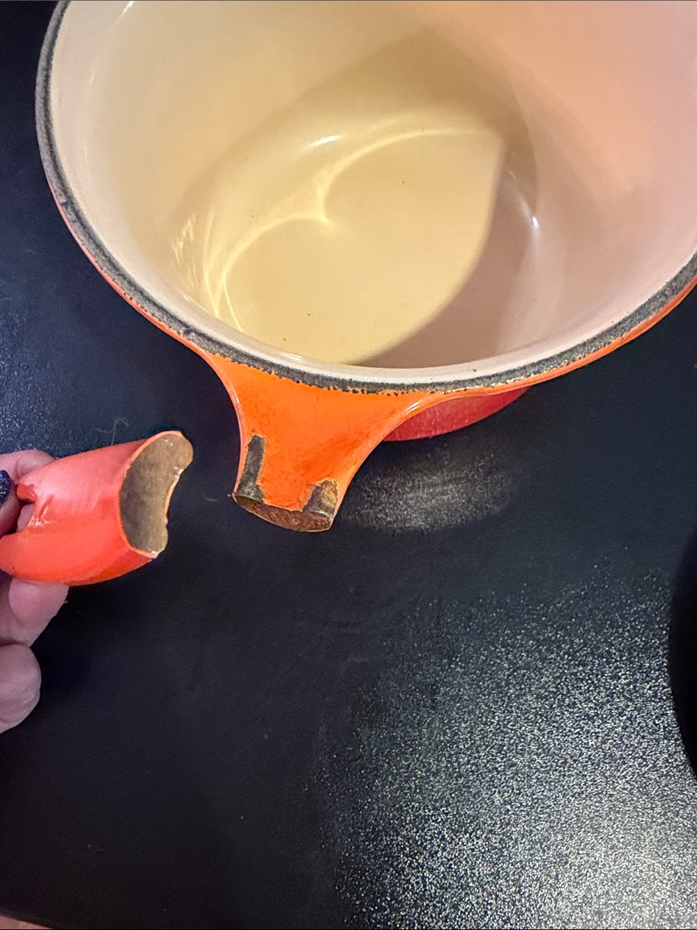Le Creuset Flame Enameled Cast Iron saucepan with Lid - Picture 6 of 7